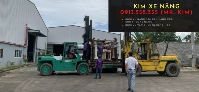 Dịch vụ nâng hạ máy móc, rút máy móc từ container bằng xe nâng tại Phú Giáo, Bình Dương